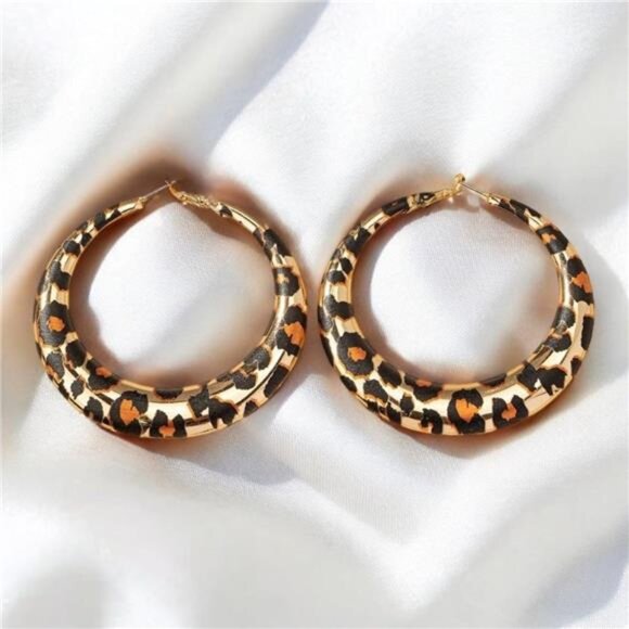 18K Gold-Plated Hoop Earrings - Picture 2 of 4